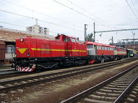 T 466.0253 spolu so vzácnou návštevou z Vrútok a Čiech