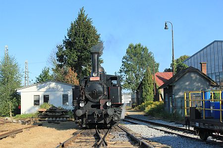 6.9.2012: opa zvod OS Zvolen cez bval vrtnicu opraven parn lokomotva - 422.0108.